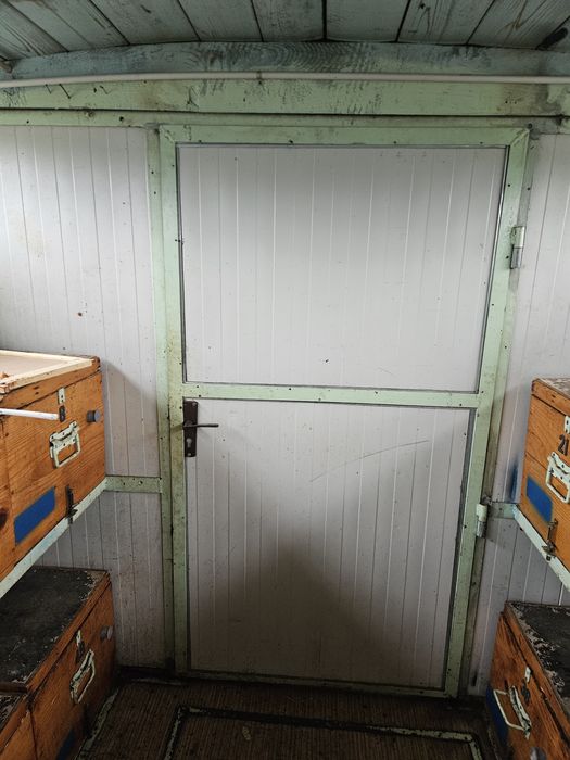 Vand pavilion apicol