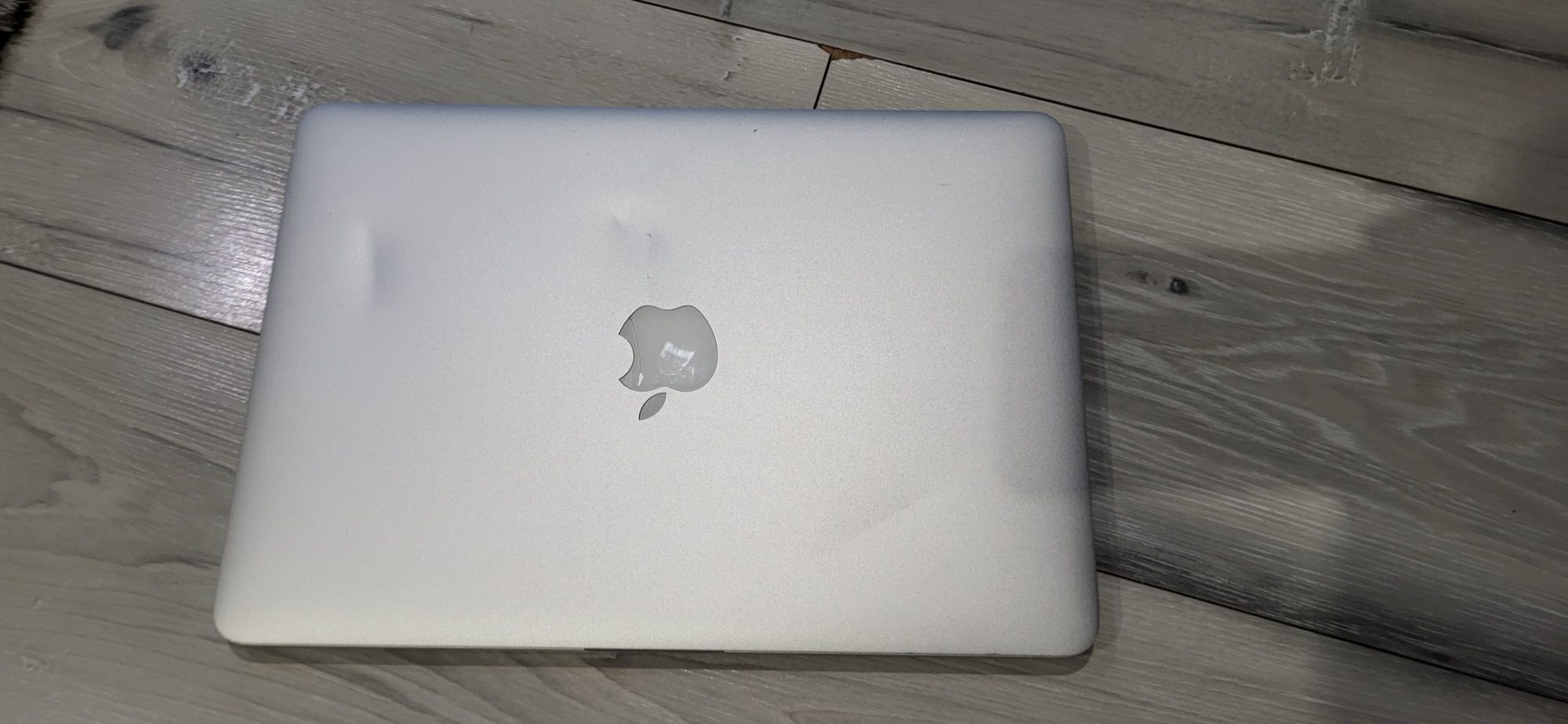 Macbook A1502/i7-4558u/8гб/256гбssd