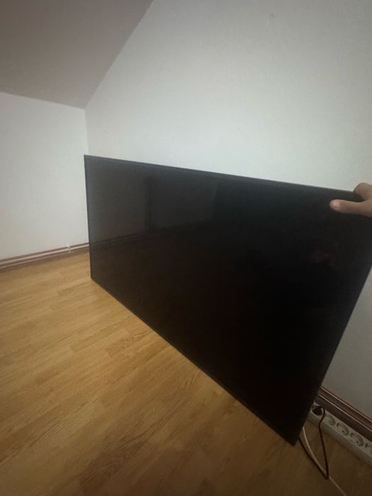 SUPER OFERTĂ BLACK FRIDAY! Televizor NEI Smart UHD LED 65” (165 cm)
