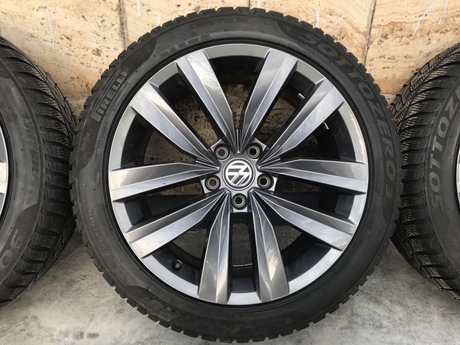 Jante Roți 17 VW Passat B8 Skoda Superb 3 Anvelope iarna 235 45 R18