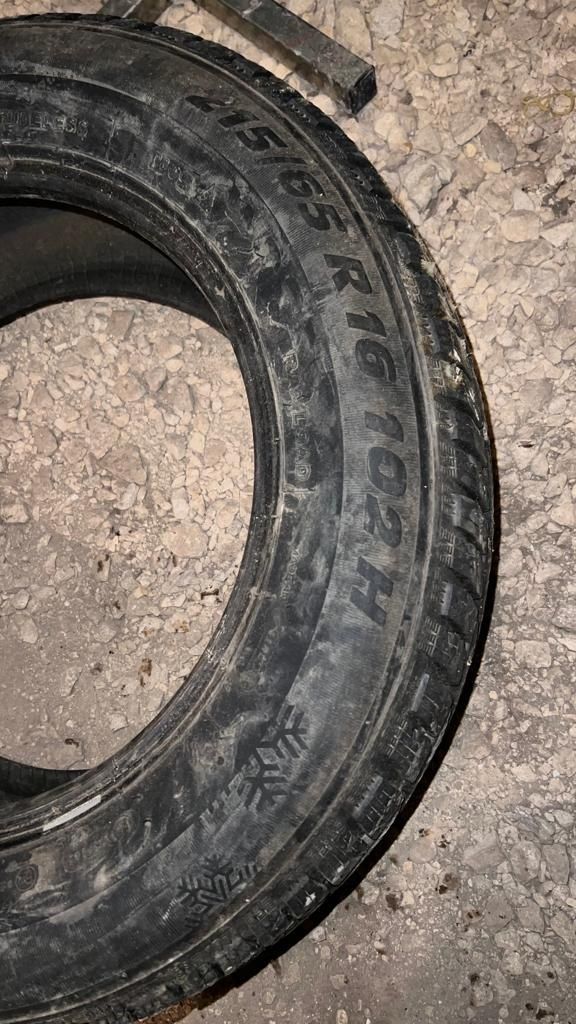 De vânzare anvelope Sebling de iarnă 215/65 R16