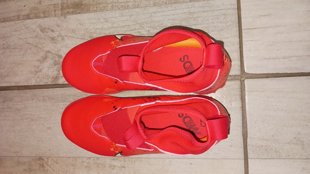 Детски стоножки nike CR7 чисто нови