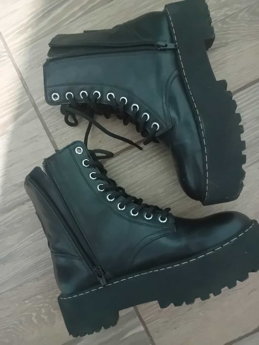 Ghete din piele stare perfectă nr 37