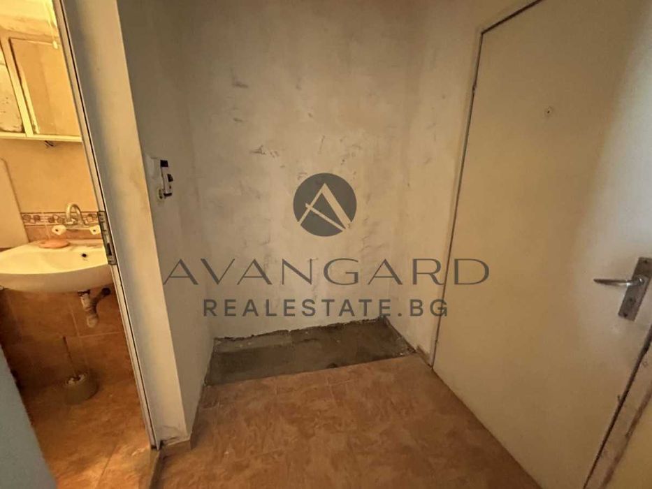 Продава се Двустаен апартамент в Пловдив, Изгрев - 48 кв.м за 938 €/кв.м - Снимка #5