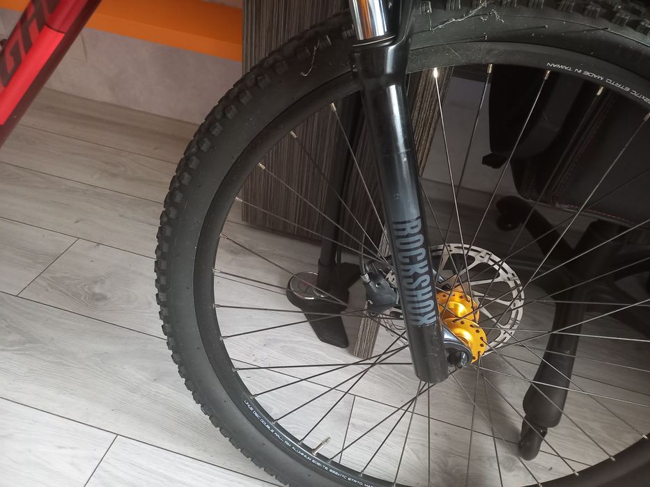 Bicicletă Ghost Kato 3 Pro și Cube SL Limited