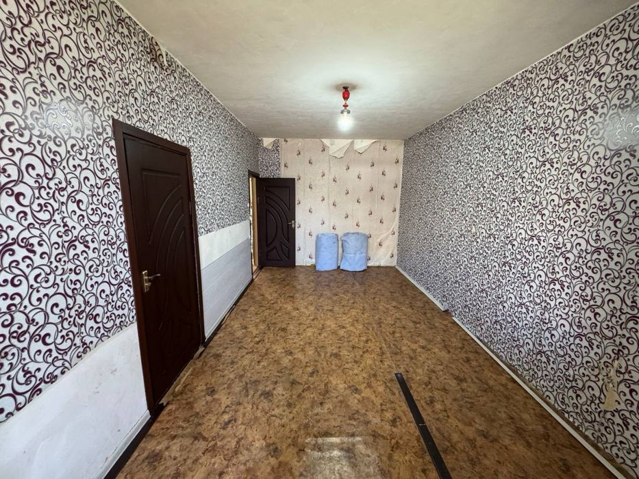 Продается 1 комнатная квартира. Мирзо Улугбекский район.Массив Ялангач