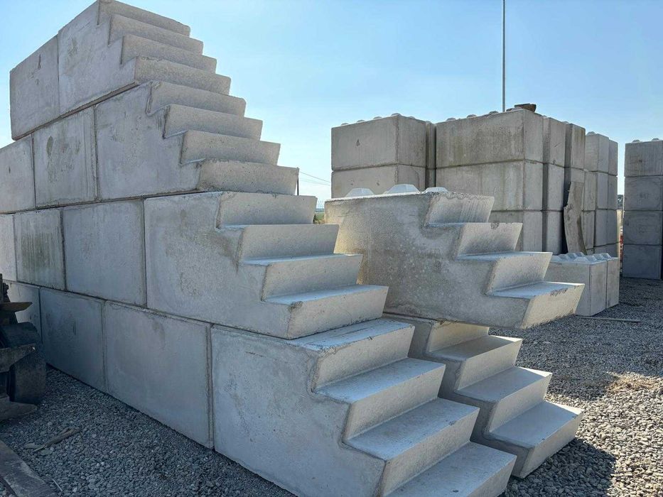 Bloc scara din beton 160 x 80 x 80 cm - cu inaltime variabila