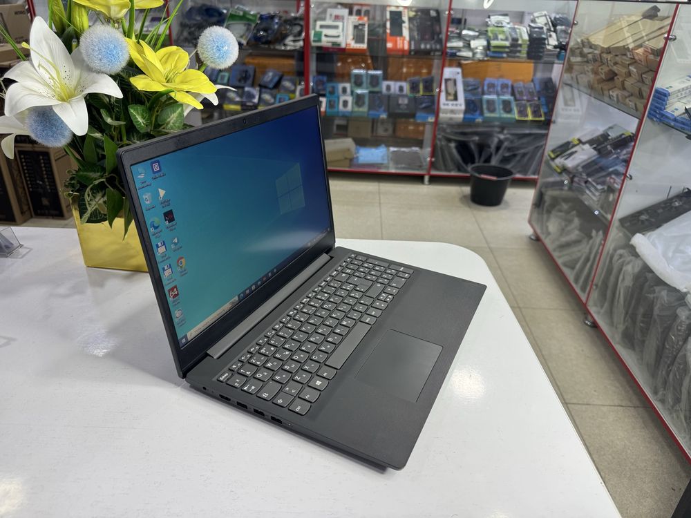 lenovo ofisga holati zor ssd lik qotmidiganidan keldi ishlashlari tez