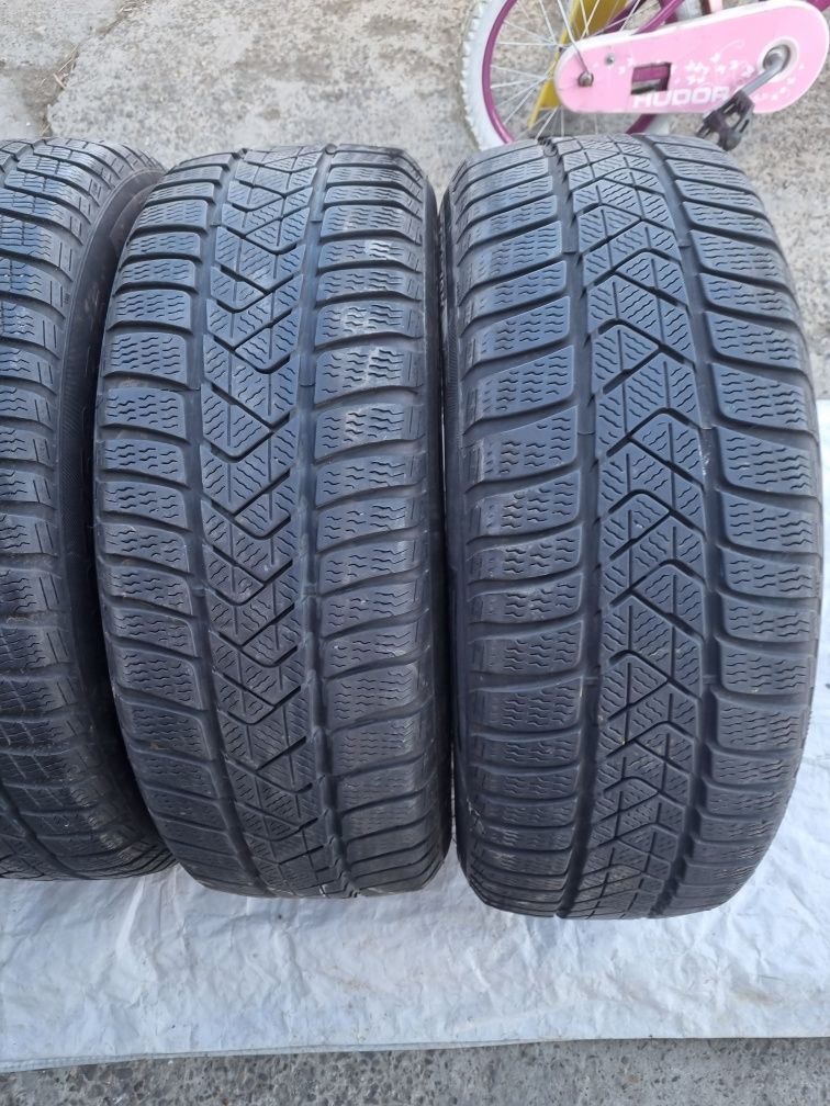 Anvelope 205 60 16 Pirelli Sottozero 3 Iarna Dot 2019