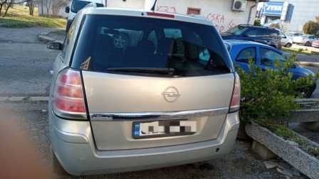 Продавам Opel Zafira 2005г. 6+1 местна, в отлично техническо състояние