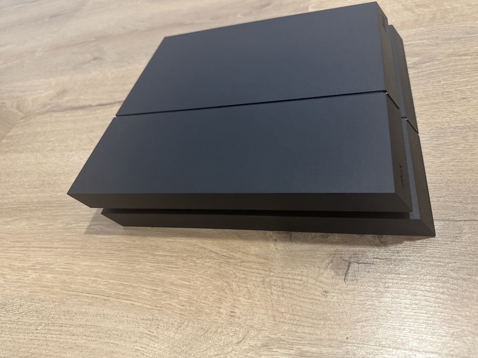 Ps4 1 Tb MODAT in stare ca nou