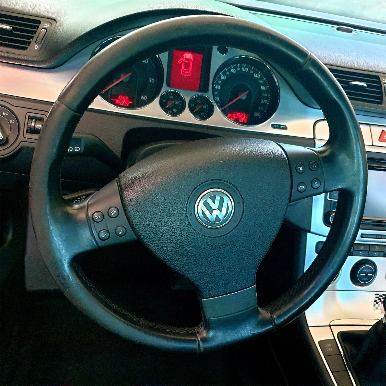 Volan cu comenzi vw pasat b6