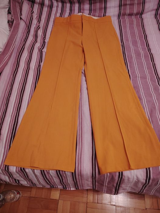 Pantaloni trapezi mărimea L