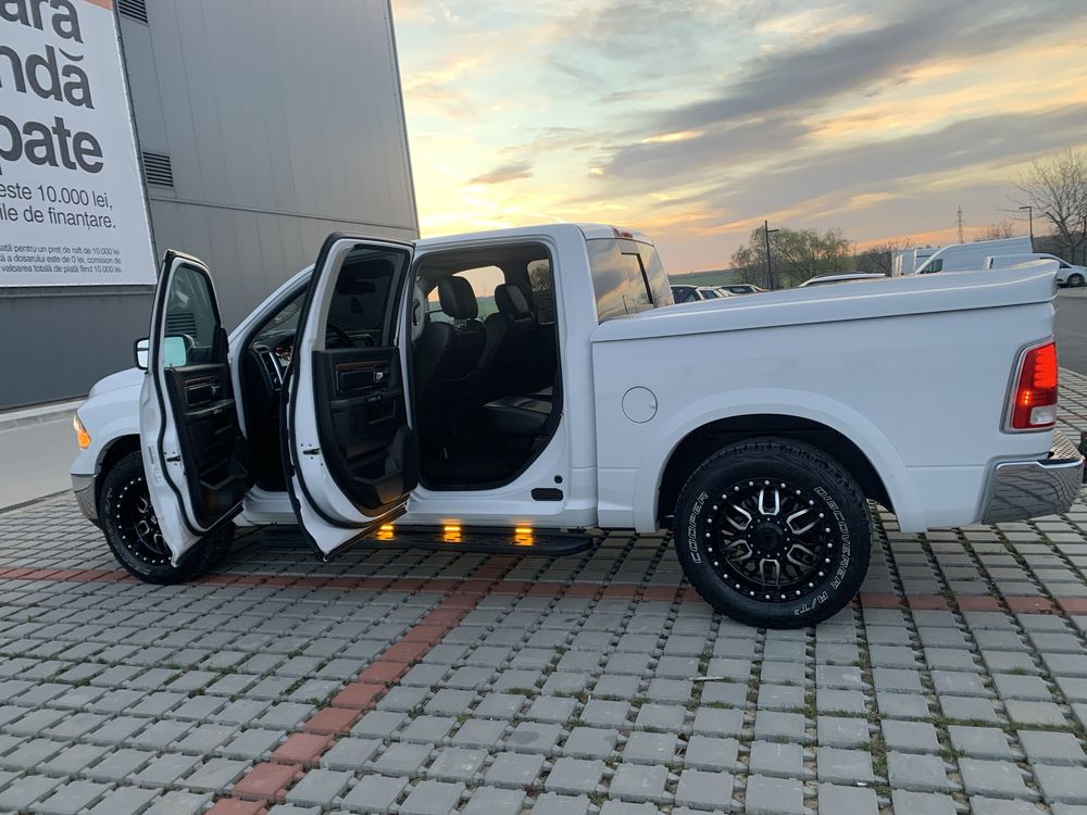 Dodge RAM 5.7 Laramie