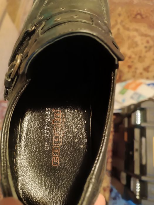 Мъжки кожени обувки.