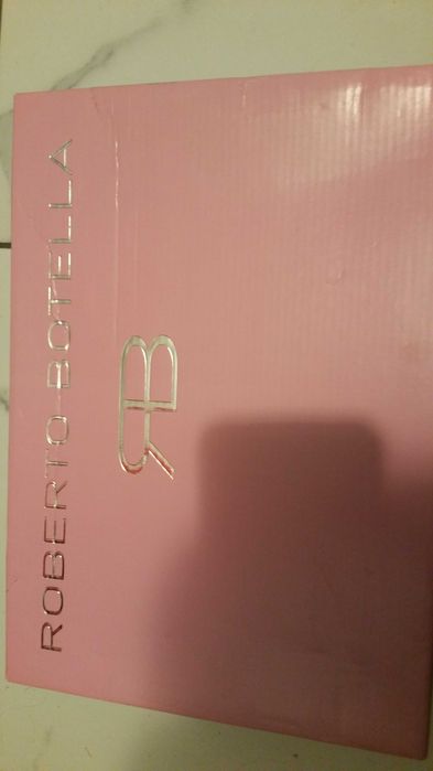 Sandale piele naturală și alți pantofi cadou