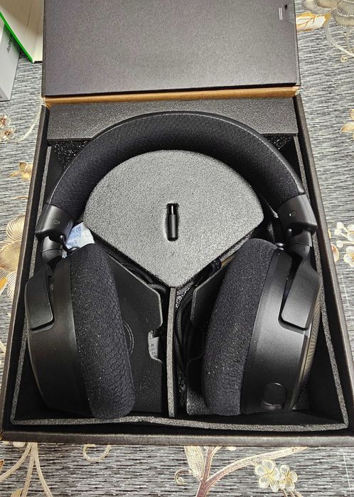 Kraken V4 Wirelless Gaming Hedset