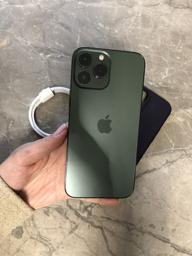 Iphone 13 Pro Max green