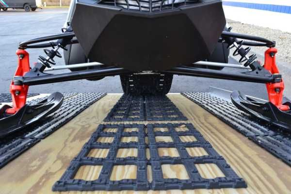 Placi aderente transport snowmobil Caliber