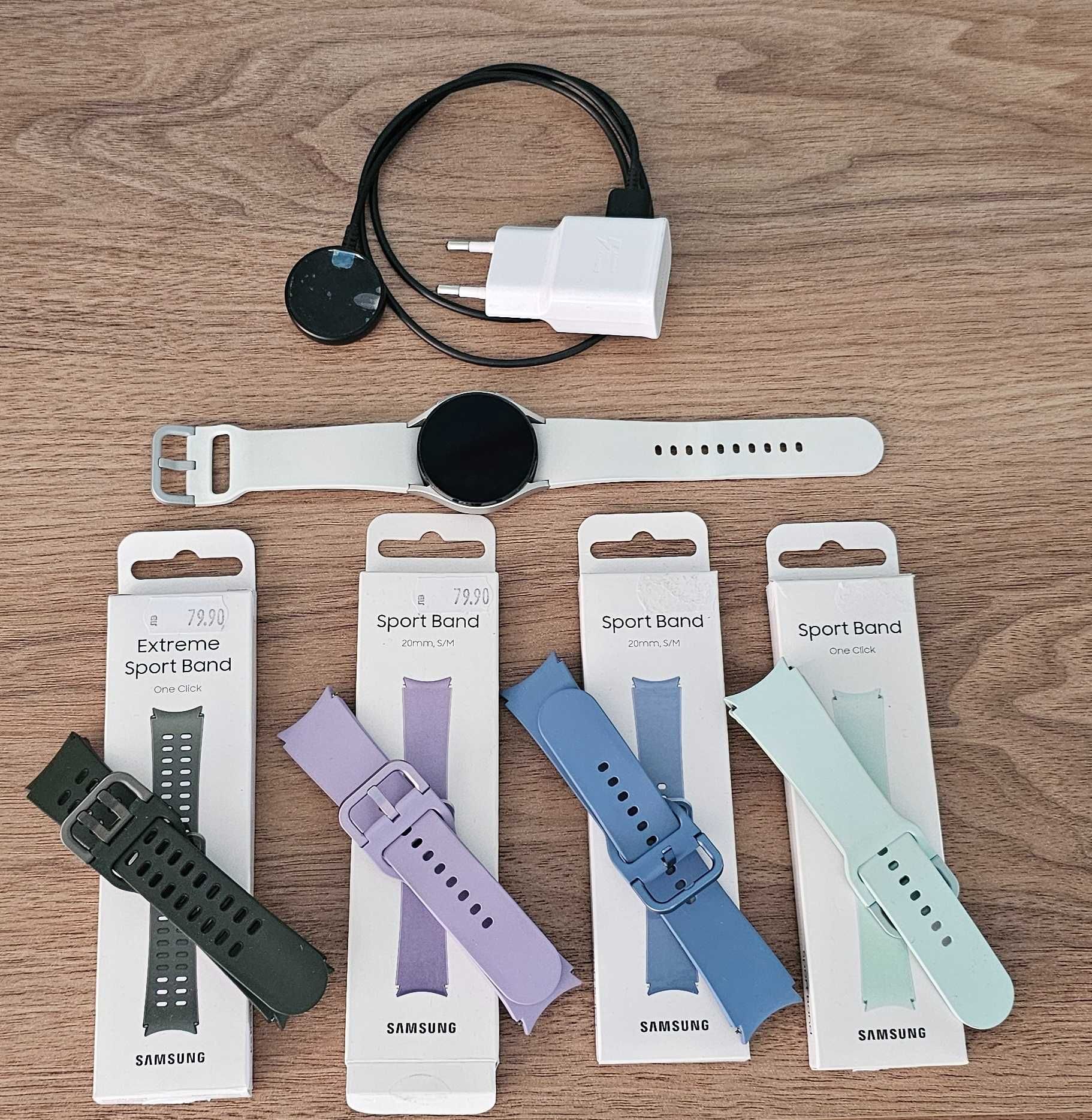 Часовник Smartwatch Samsung Galaxy Watch4, 40mm