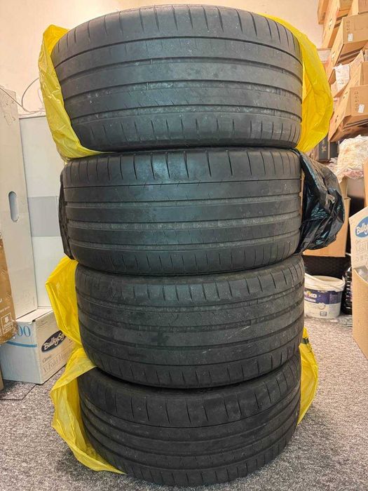 Спешно продавам!!!Гуми 245/40 и 275/35 R20 Michelin летни. 2+1 бр