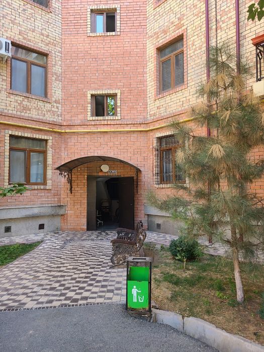 Qizlarga kvartira Sergeli Mediapark orqasidagi golden Hous
Yangihayot