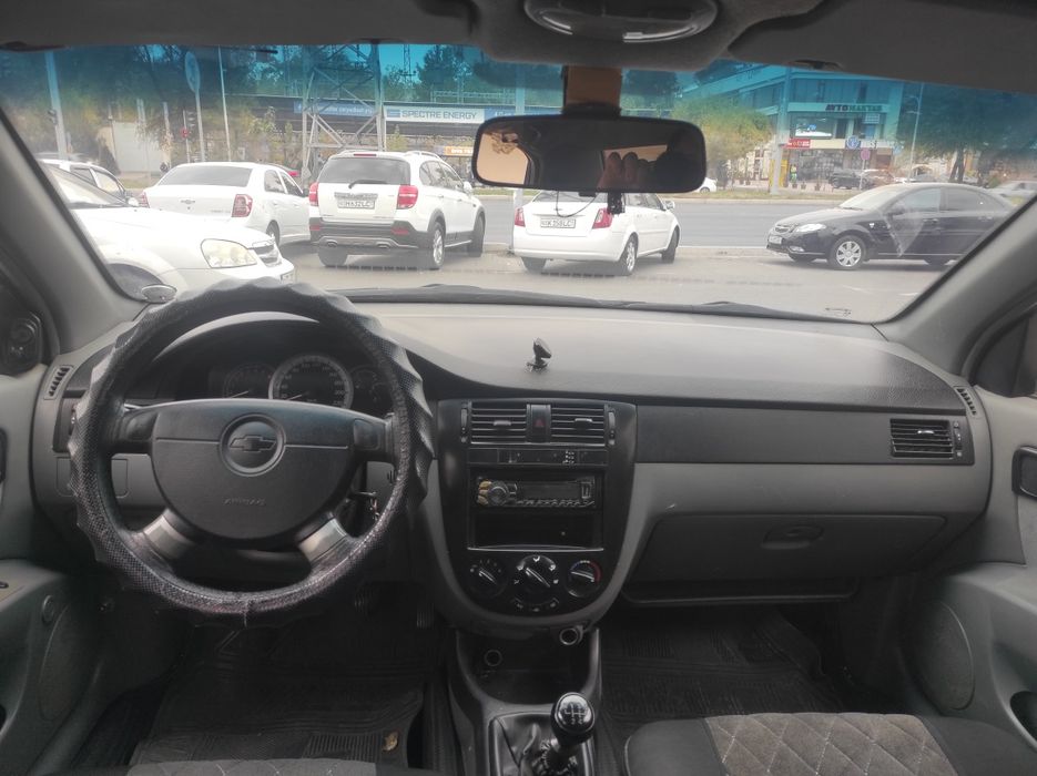 Продаю автомобиль LACETTI