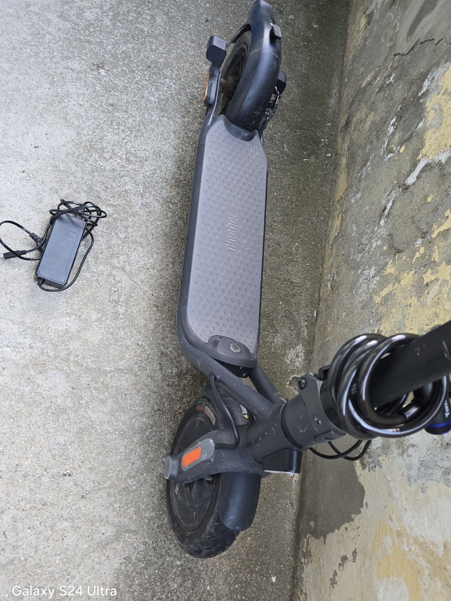 Trotineta ninebot f25I
