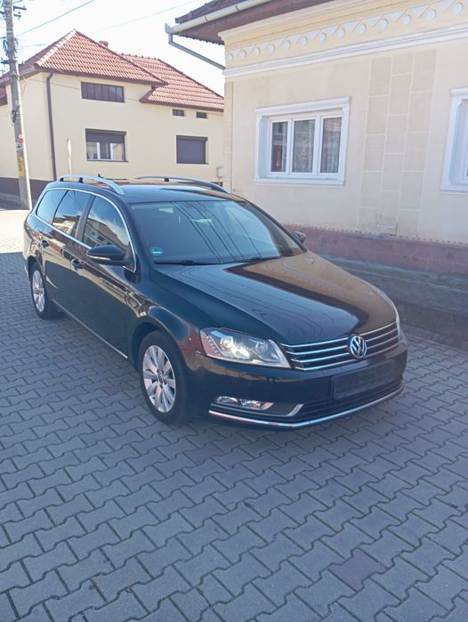 Volkswagen Passat 2.0 LED Navigație