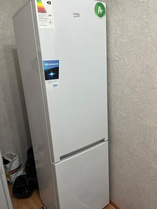 Продам холодильник Beko в хорошом состоянии