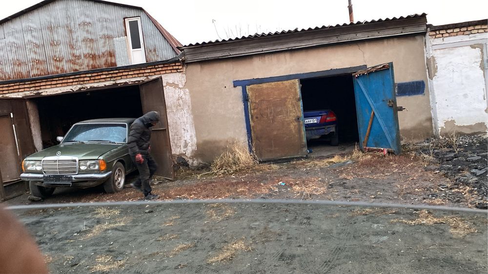 Продам гараж коктал