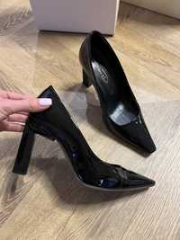 Дамски остри лачени обувки с ток Bianca Di