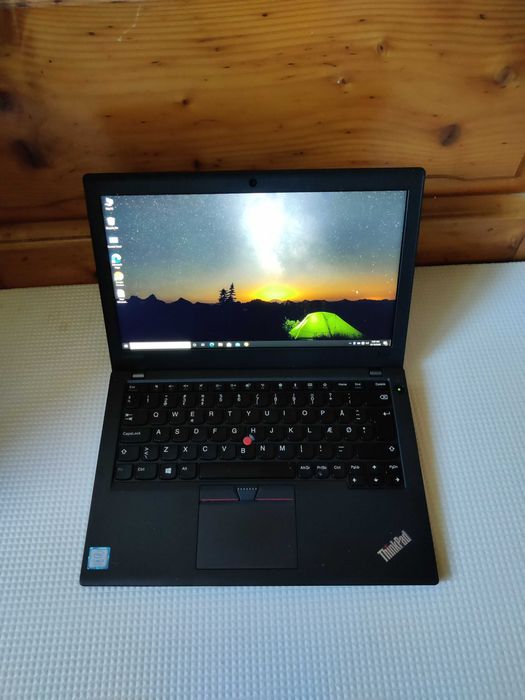 Lenovo Thinkpad x270 procesor i5 gen7.8g ddr4..ssd 256gb.FHD