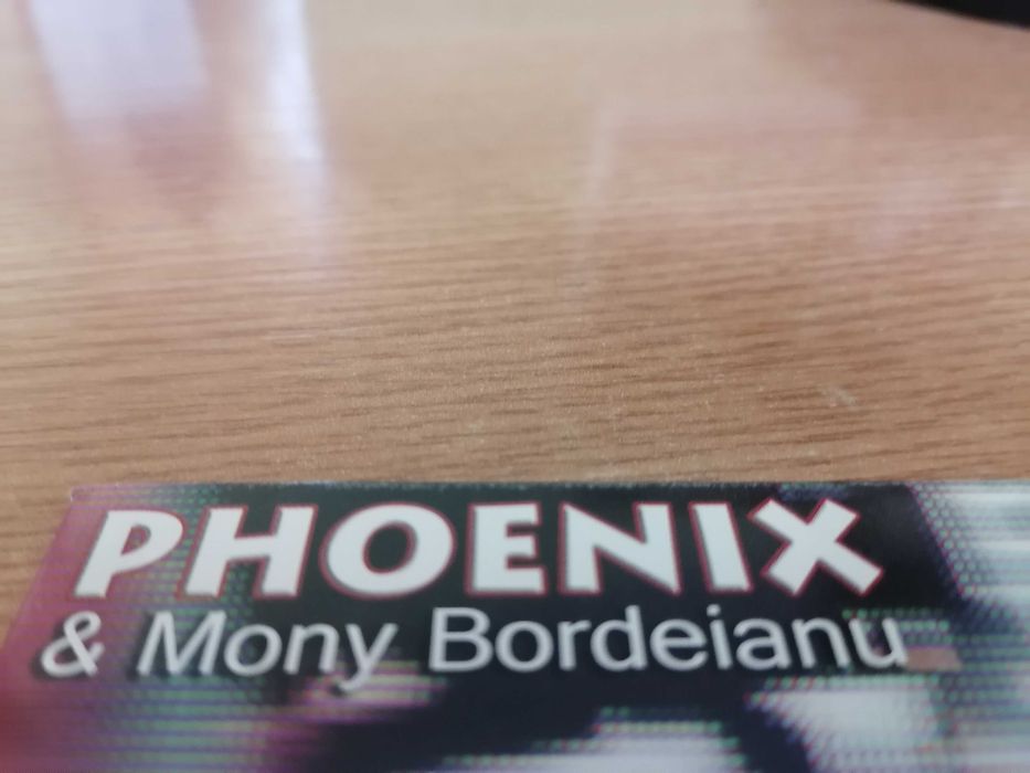 Album Phoenix cu autograf Nicu Covaci