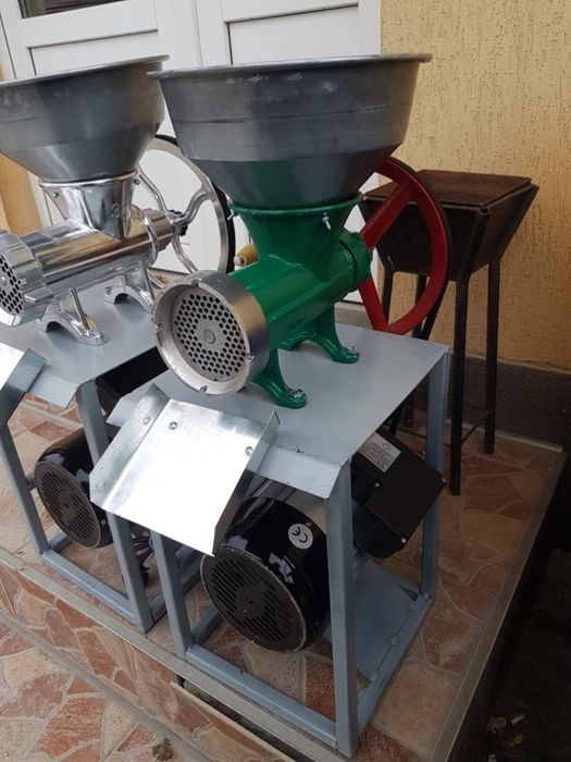 Masina de tocat carne