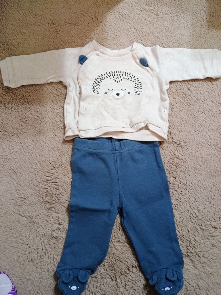 Lot haine bebe 0-3 luni (22 buc)