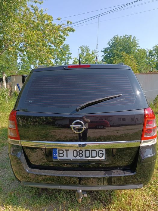 Vând Opel Zafira 1.7 diesel