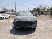 BYD chenpiyo'n smart 605 km 2025 yil hamma rangidan bor