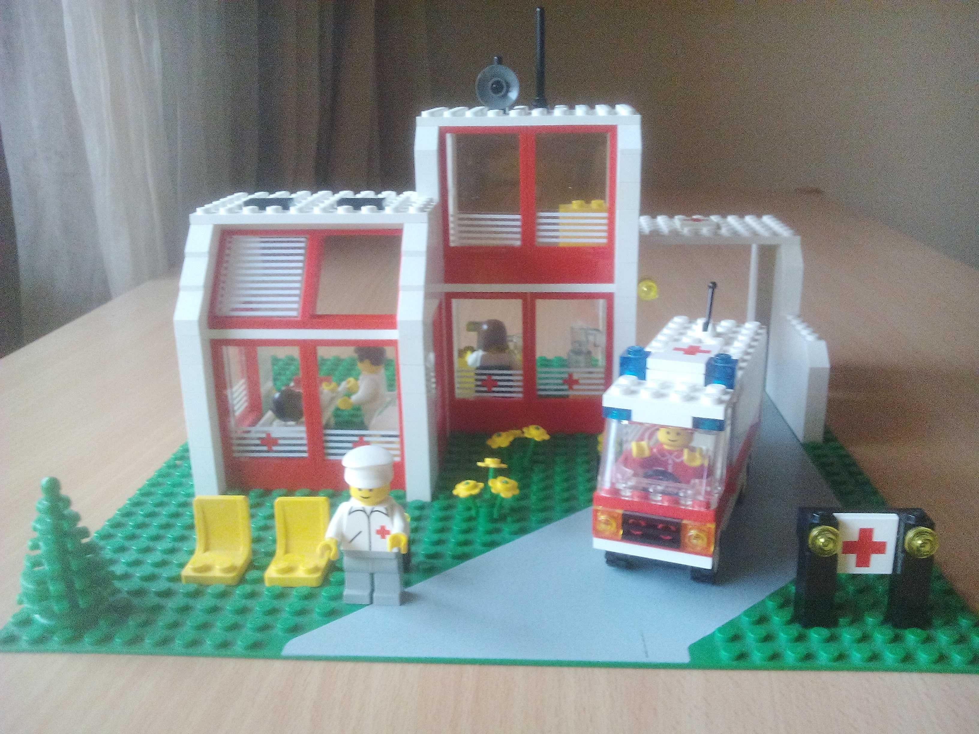 Lego 6380 Emergency Treatment Center