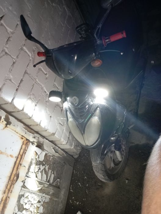 Продам скутер Рейсер лупос