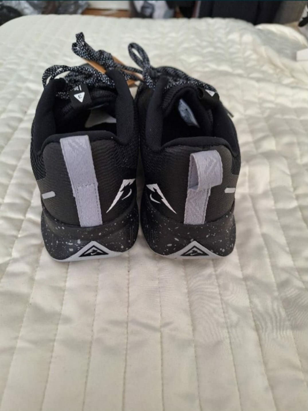 Adidasi Nike Trail nou 40