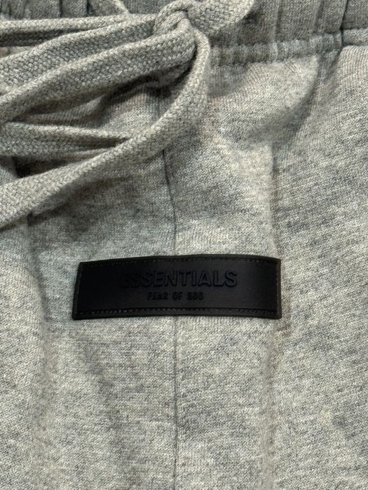 Pantaloni scurti Essentials