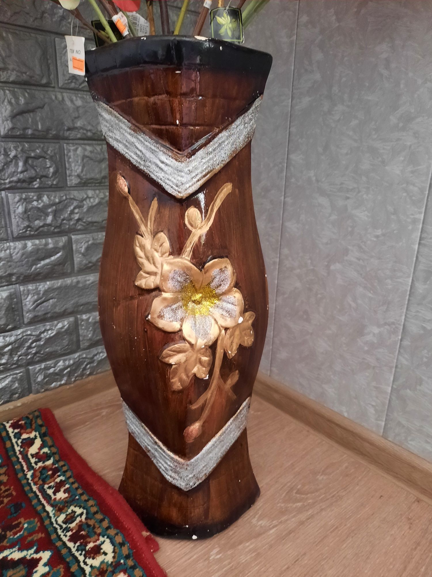 декоративная ваза