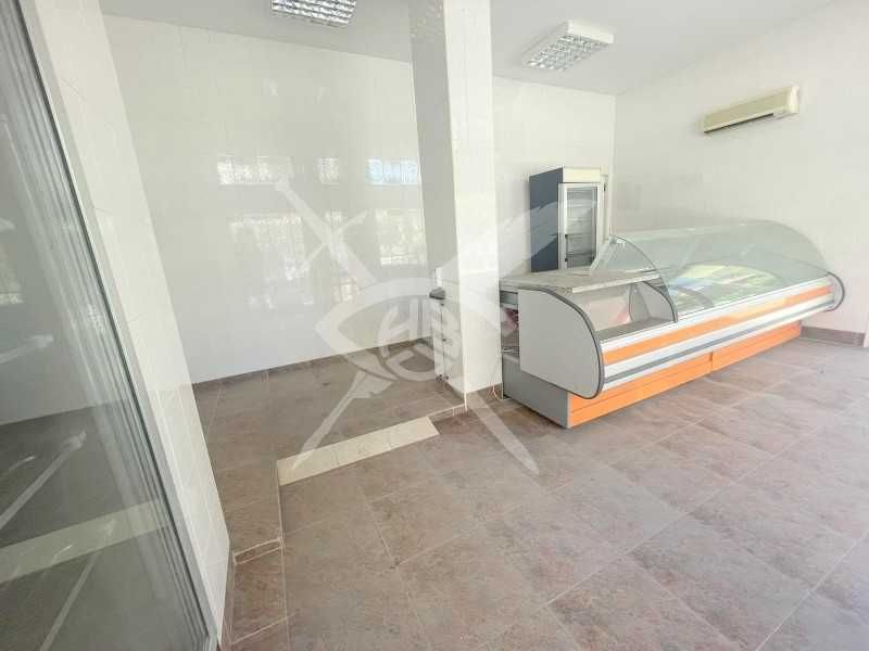 Продава се Магазин в Поморие - 50 кв.м за 980 €/кв.м - Снимка #1