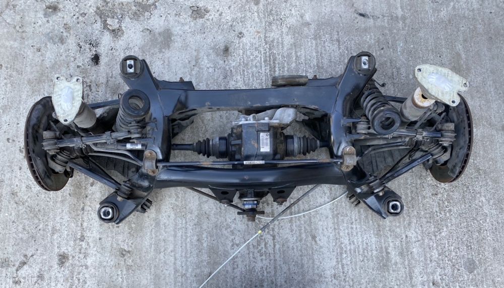 Punte spate / Amortizoare / Grup / Planetare BMW Seria 1 2 F20 F22 F23