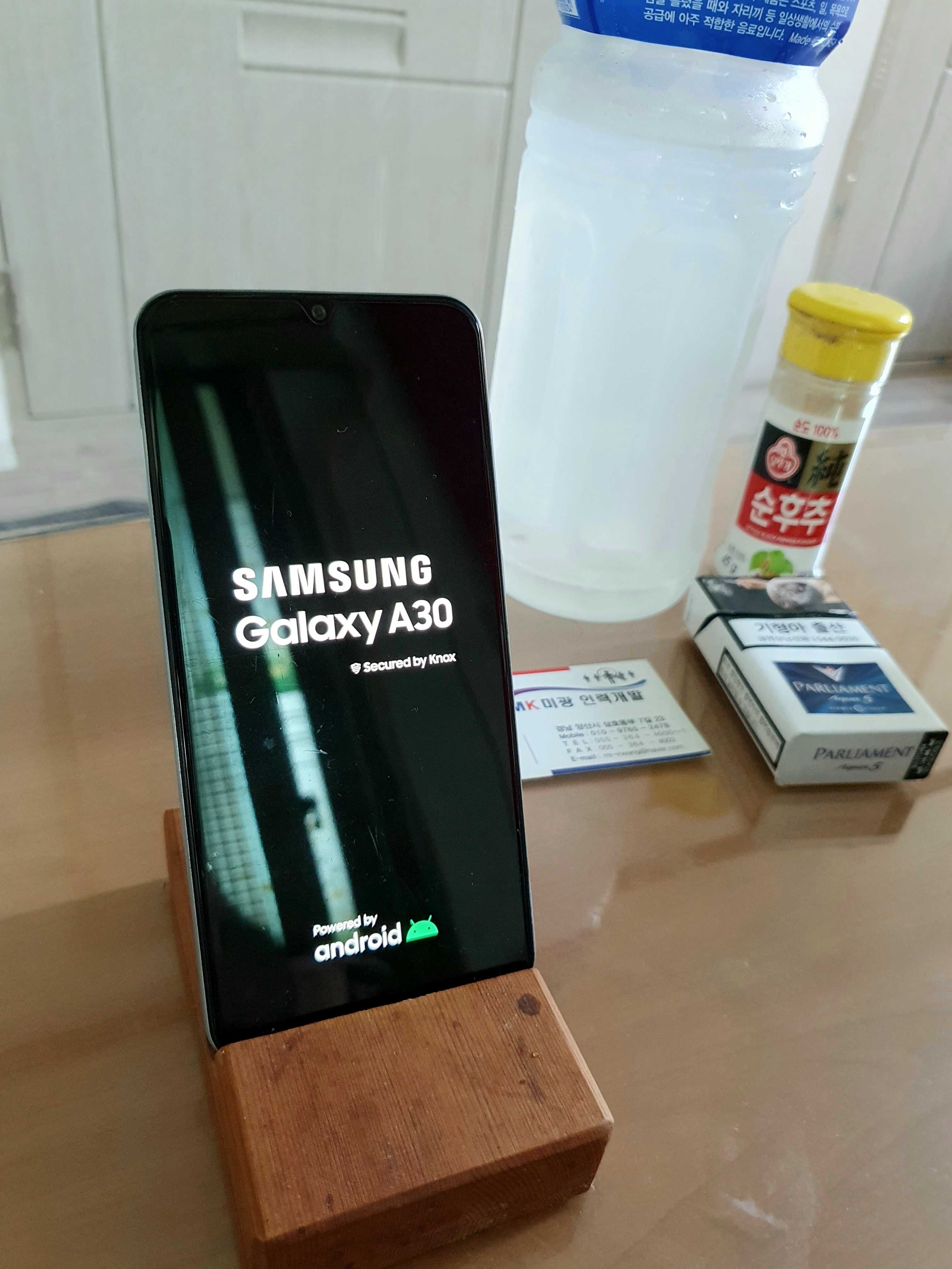 Samsung  Galaxy   A30 Корейский..