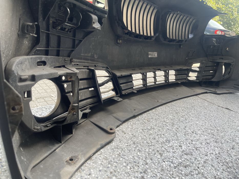 Предна броня за BMW F10
