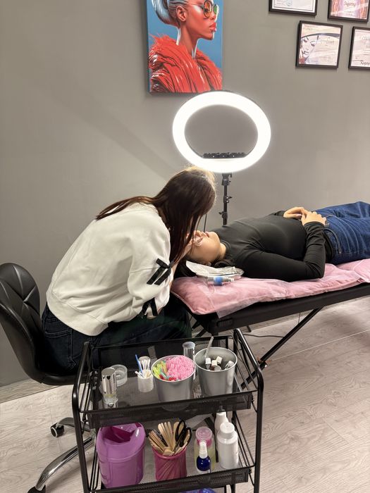 Ищу работу мастер по ламинированию ресниц и бровей