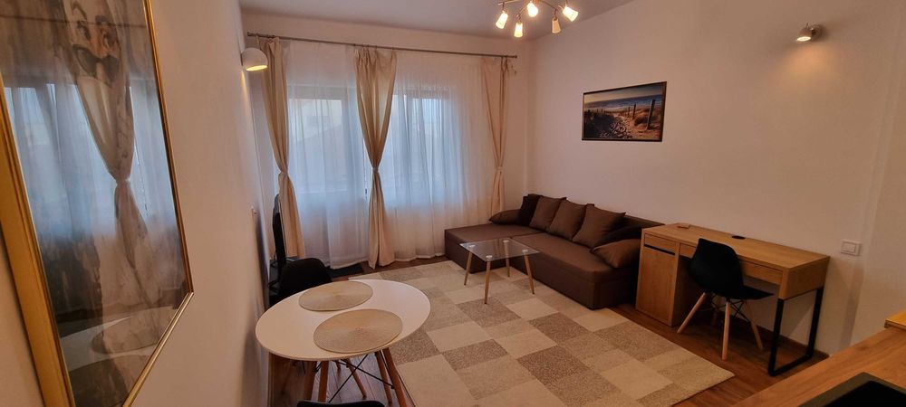 Ap. 2 camere, termen lung, in Peninsula zona Cazino, renovat integral