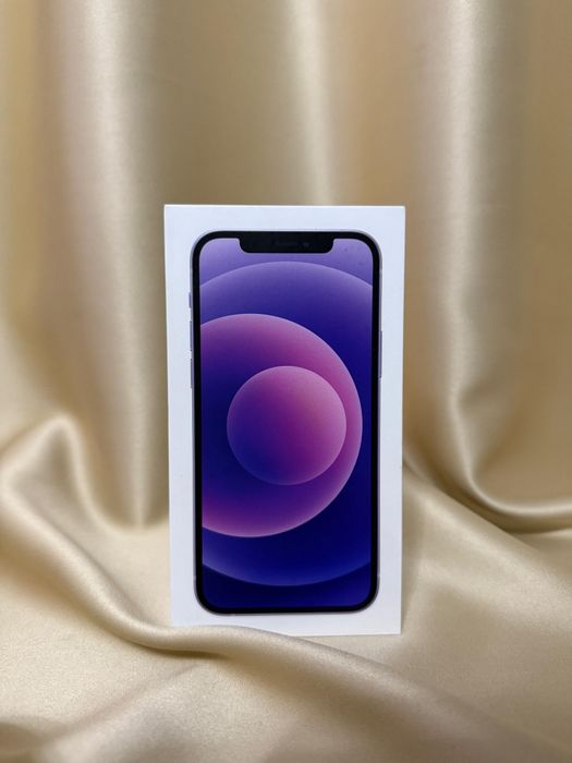 iPhone 12 в идеальном состояние